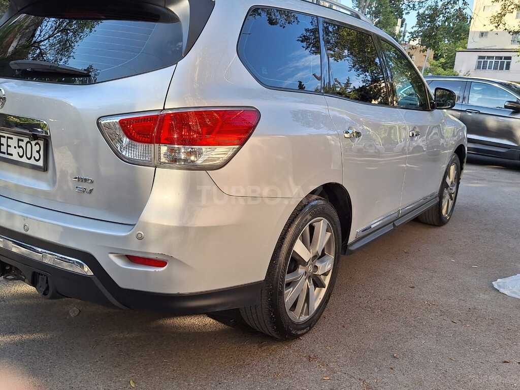 Nissan Pathfinder