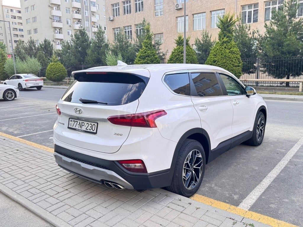 Hyundai Santa Fe