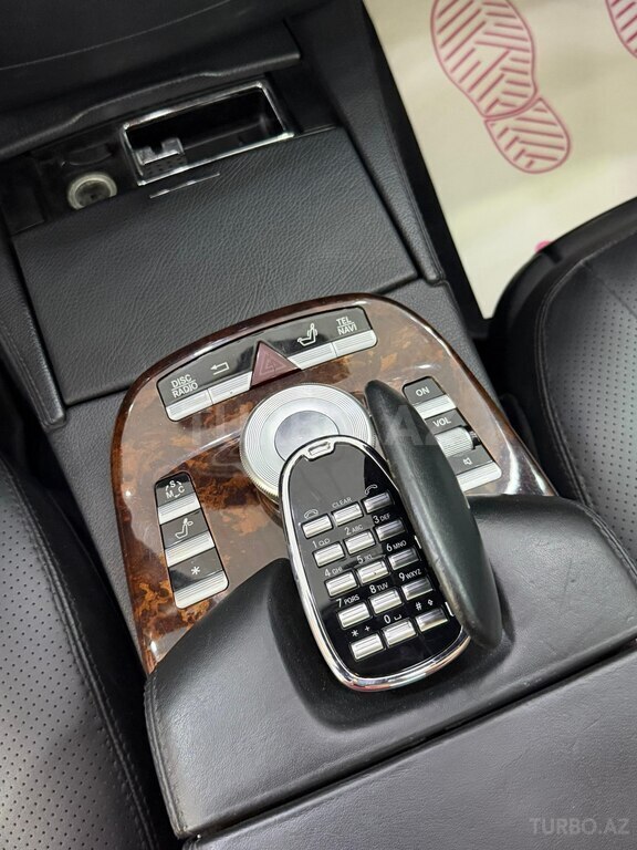 Mercedes S 500
