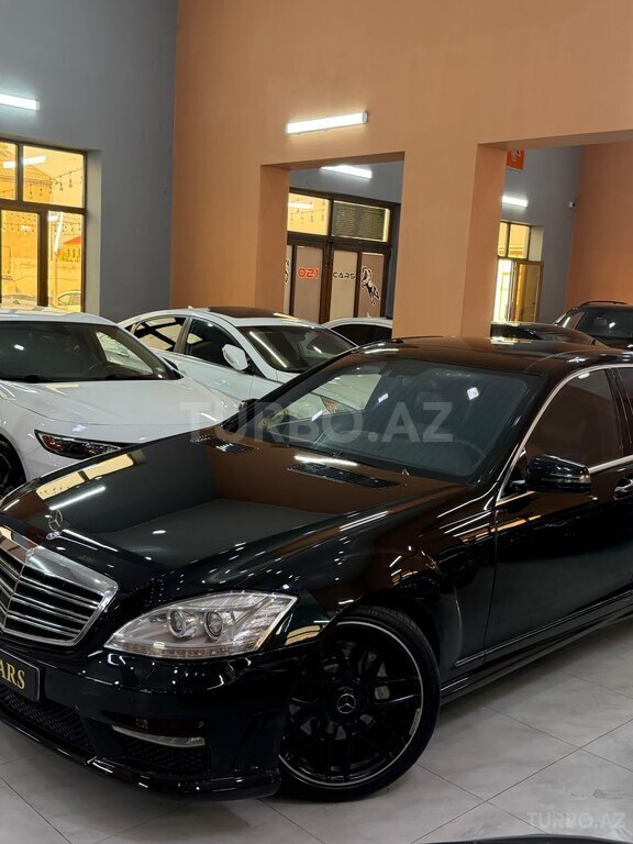 Mercedes S 500
