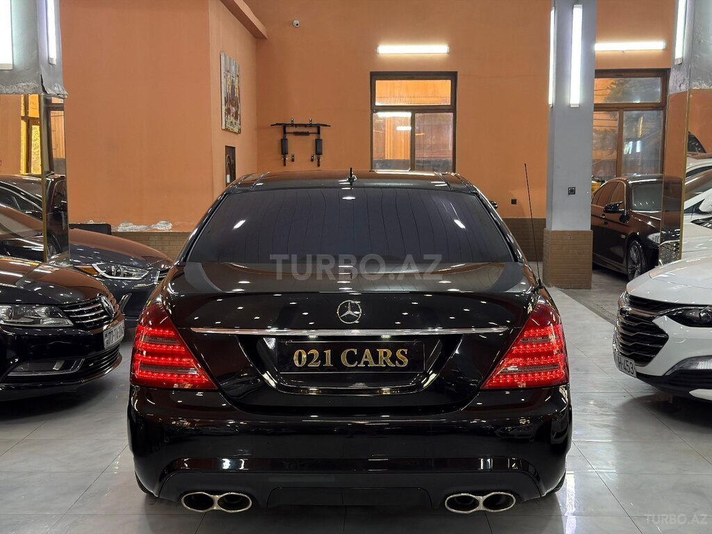 Mercedes S 500