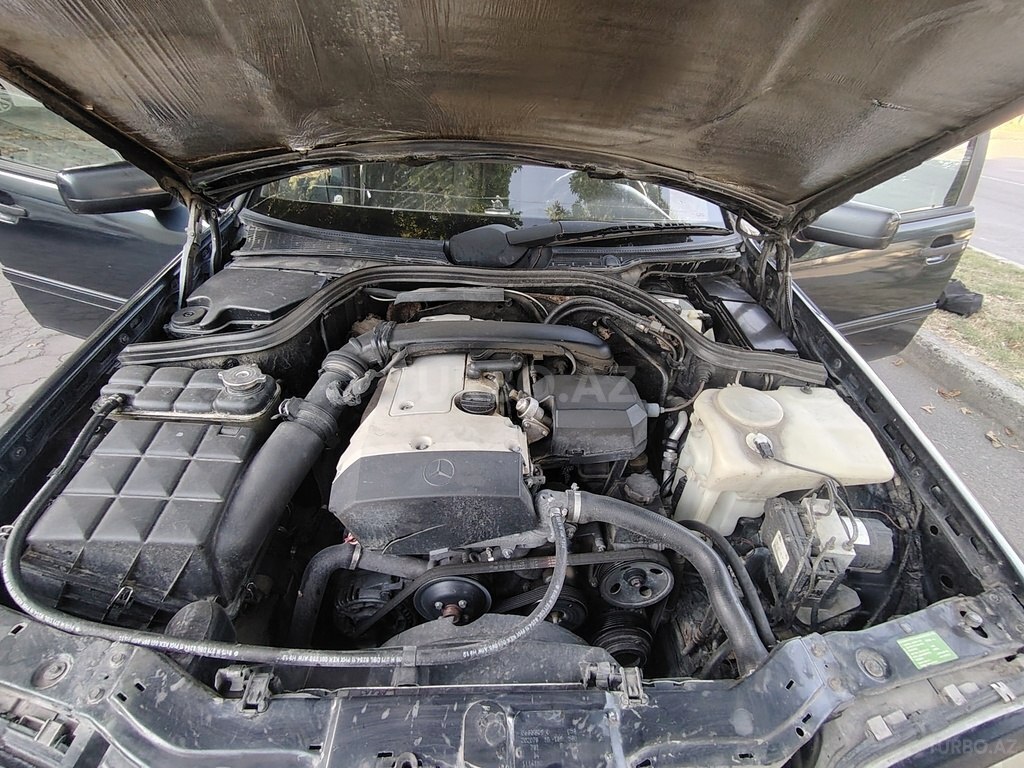 Mercedes C 180