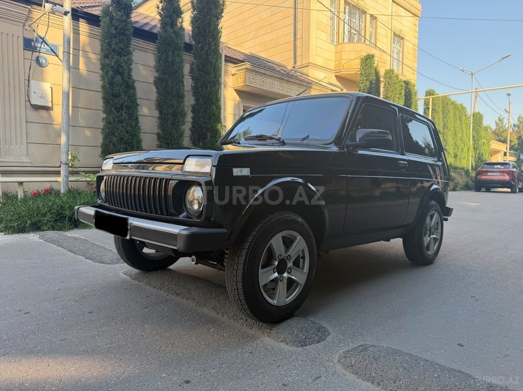 LADA (VAZ) Niva