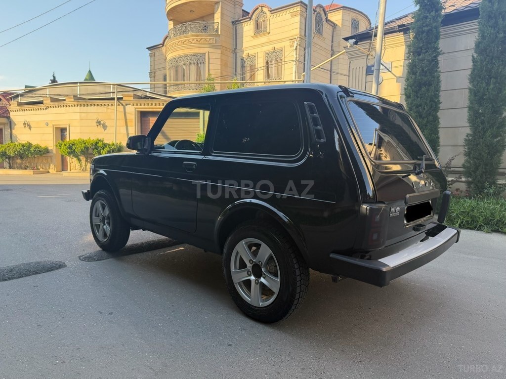 LADA (VAZ) Niva