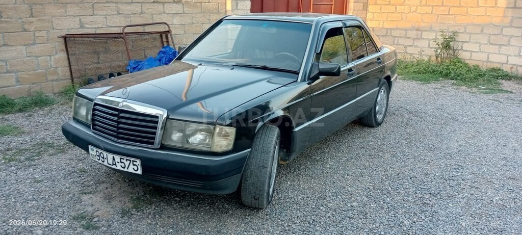 Mercedes 190