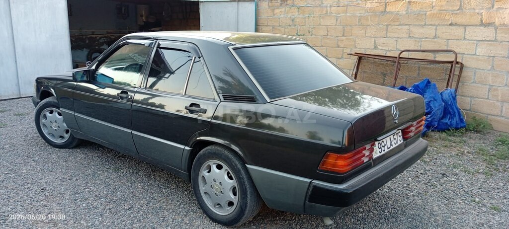 Mercedes 190