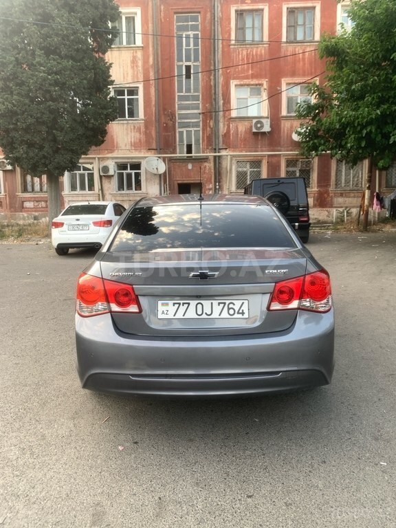Chevrolet Cruze