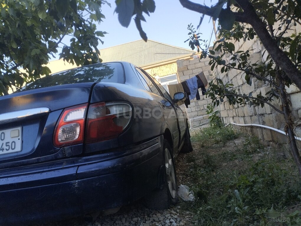 Nissan Sunny