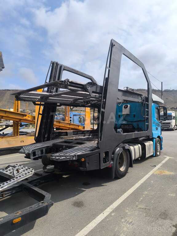 Mercedes Actros 1843