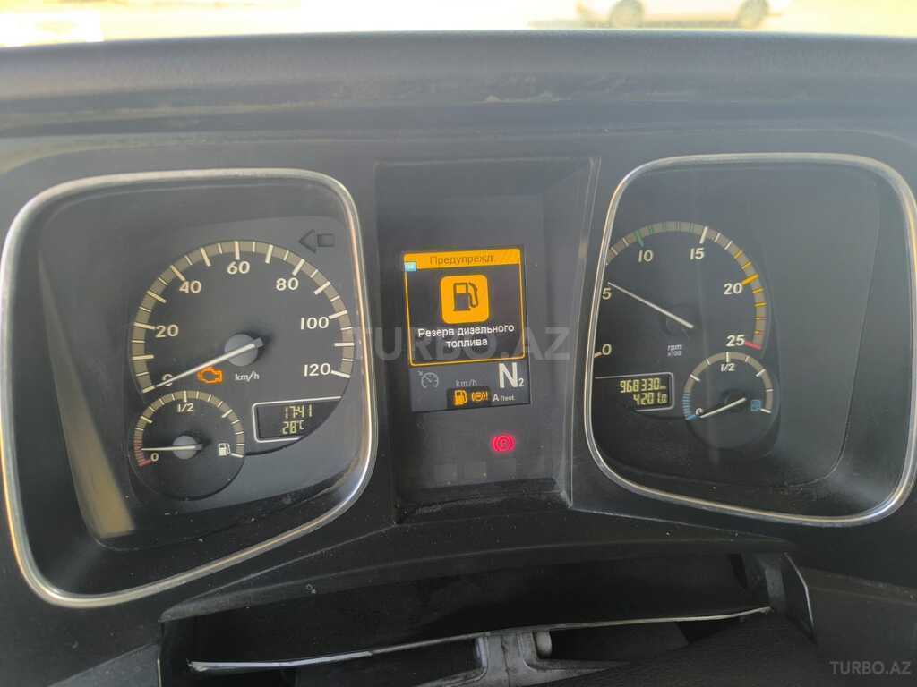 Mercedes Actros 1843