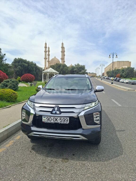Mitsubishi Pajero Sport