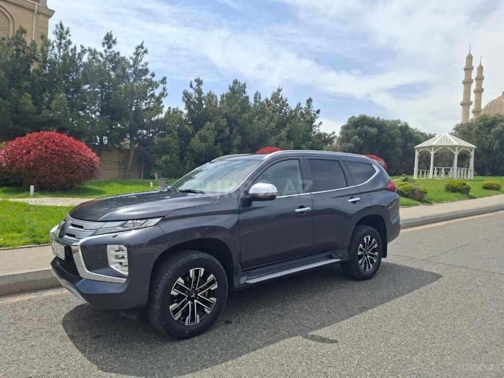 Mitsubishi Pajero Sport