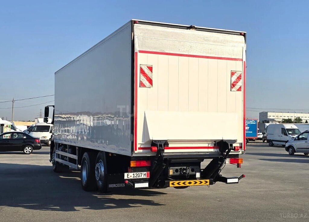Mercedes Axor 2533
