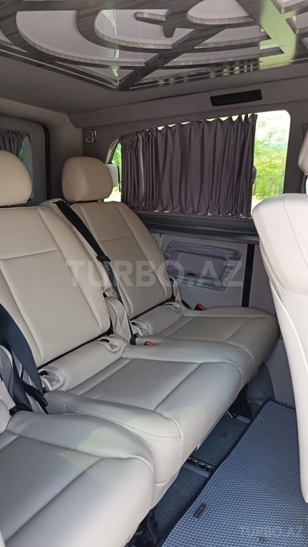 Mercedes Viano