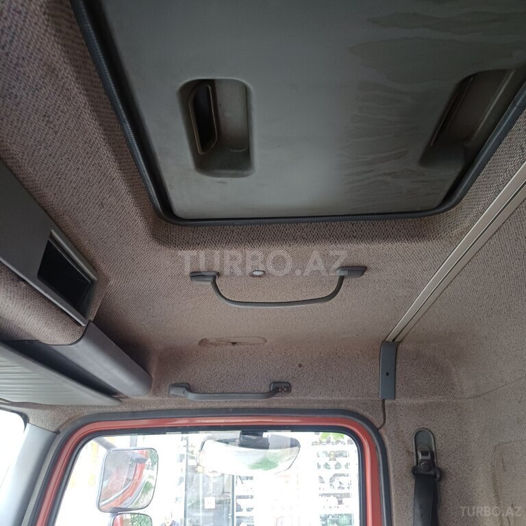 Mercedes Atego 815