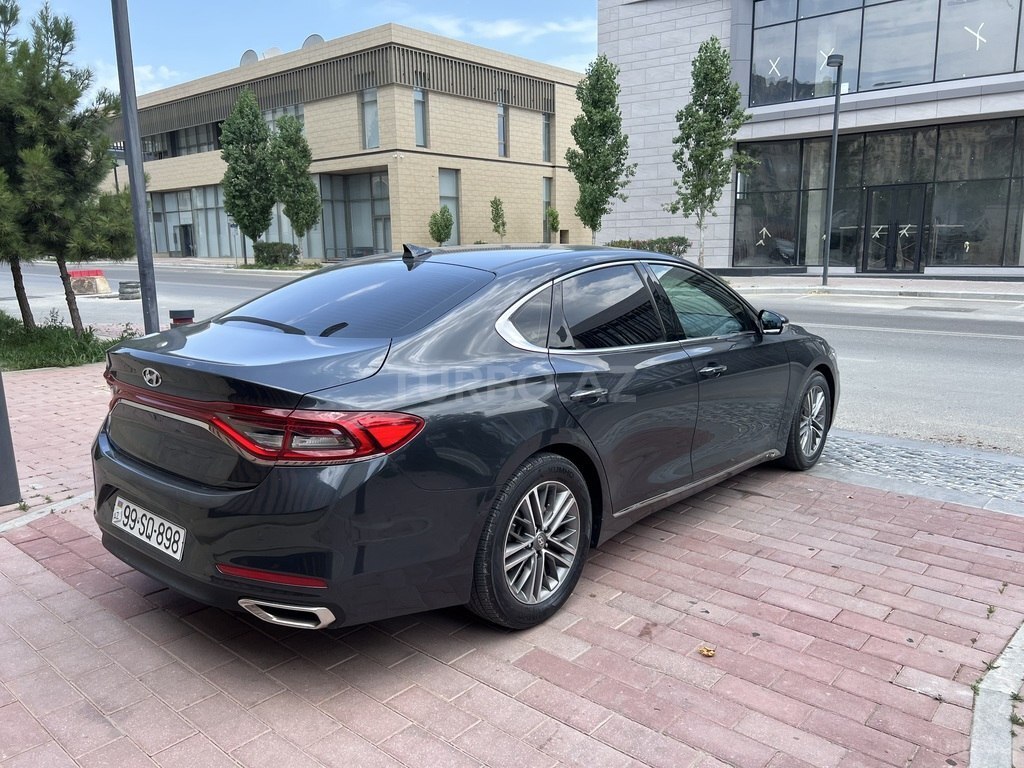 Hyundai Grandeur