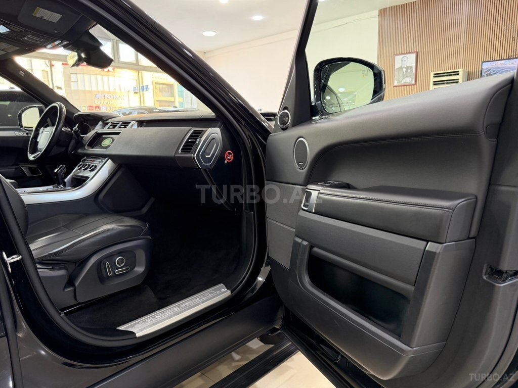 Land Rover RR Sport