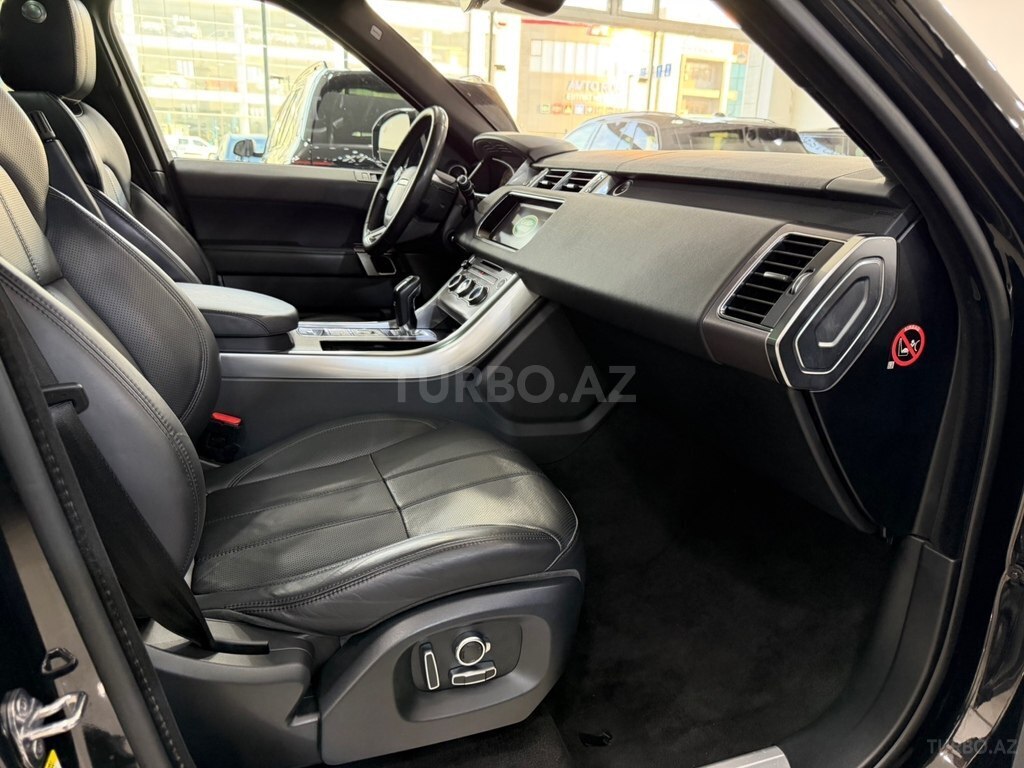 Land Rover RR Sport