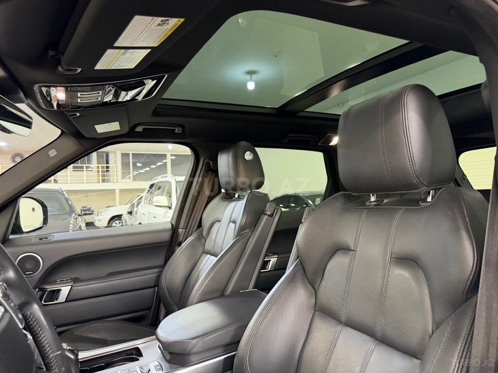 Land Rover RR Sport