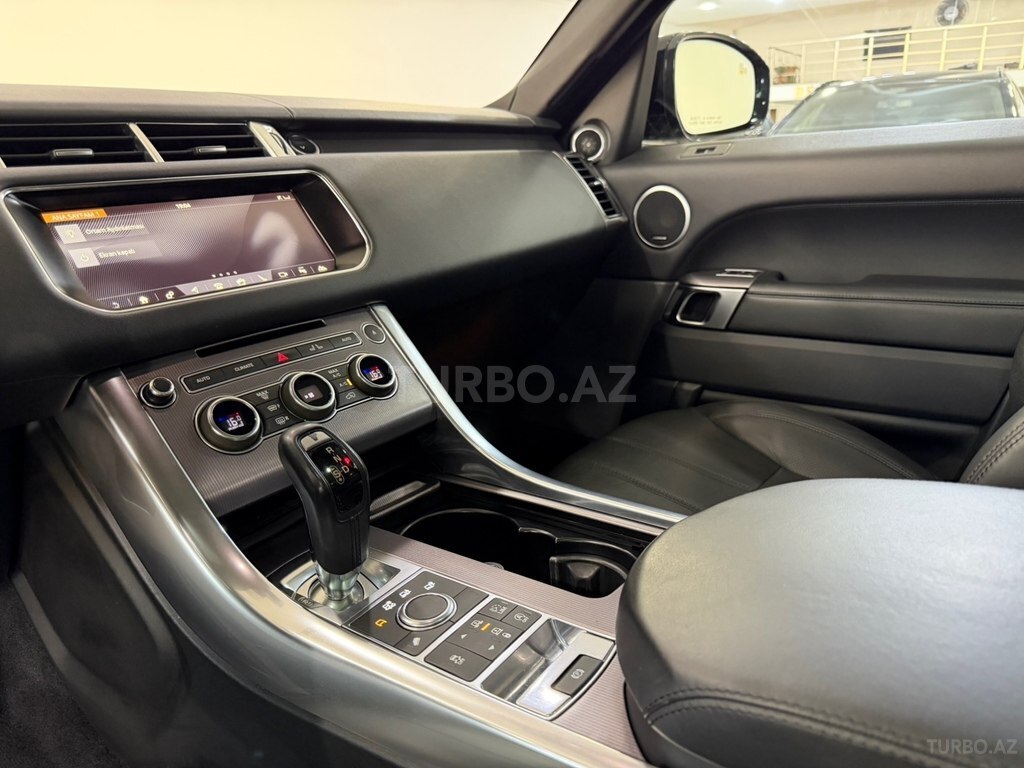 Land Rover RR Sport
