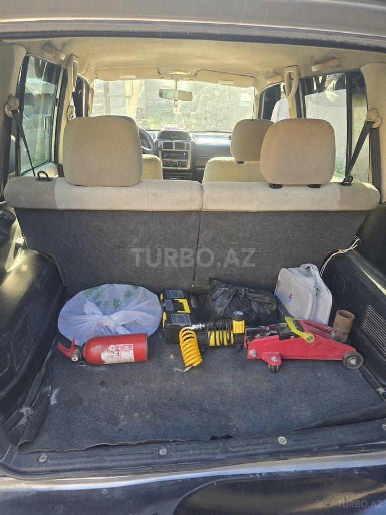 Mitsubishi Pajero io