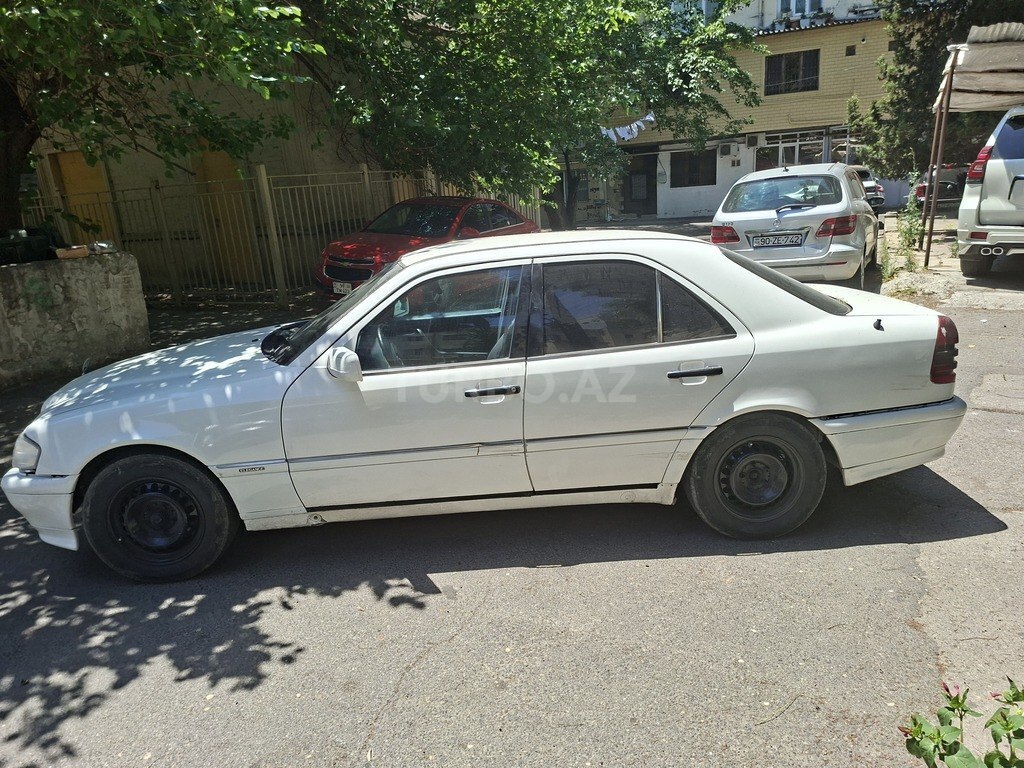 Mercedes C 220
