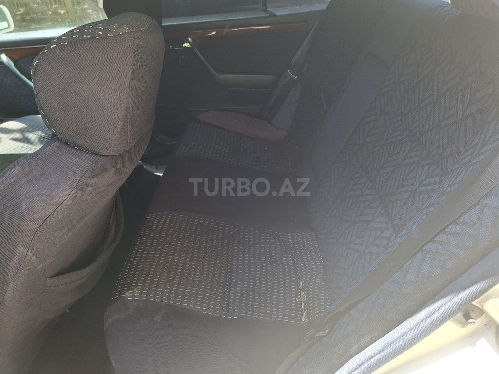 Mercedes C 220