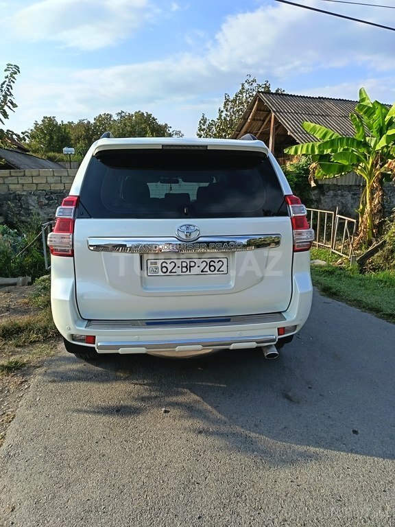 Toyota Land Cruiser Prado