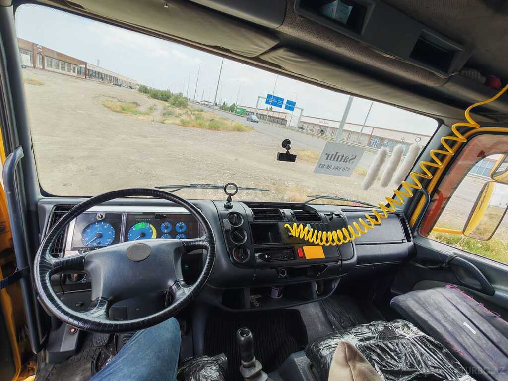Mercedes Atego 815