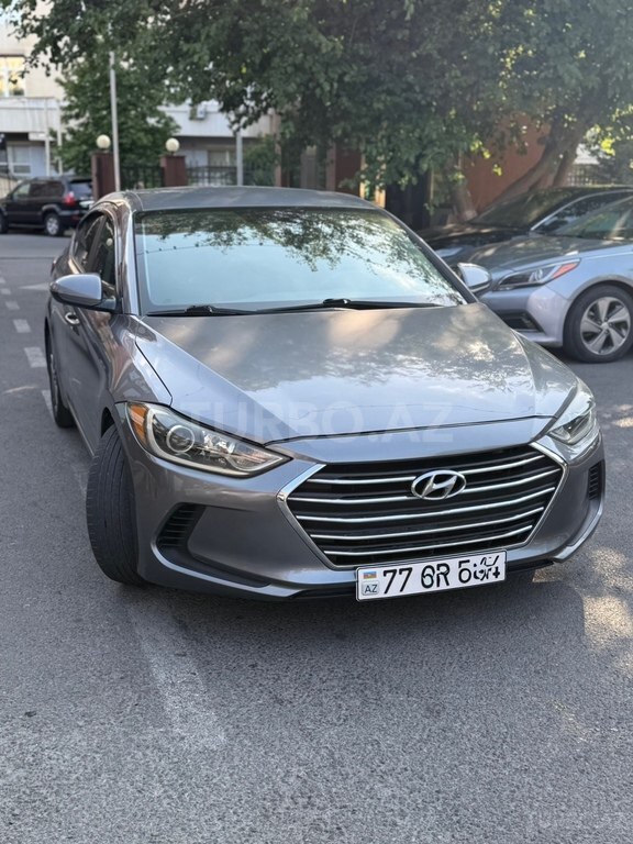 Hyundai Elantra