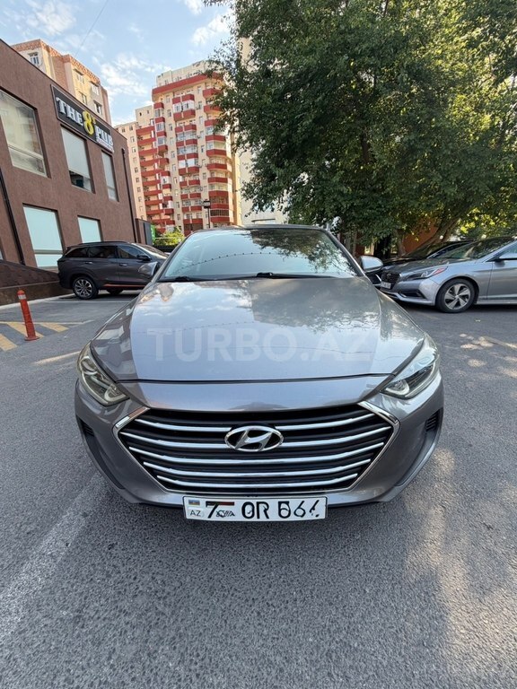 Hyundai Elantra