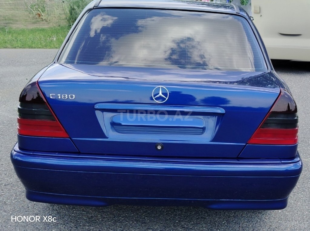 Mercedes C 180