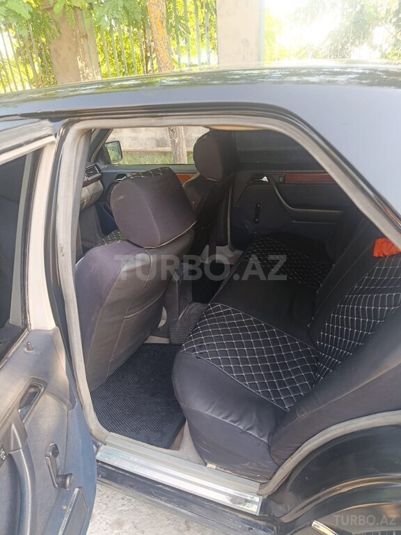 Mercedes 300 D 4MATIC