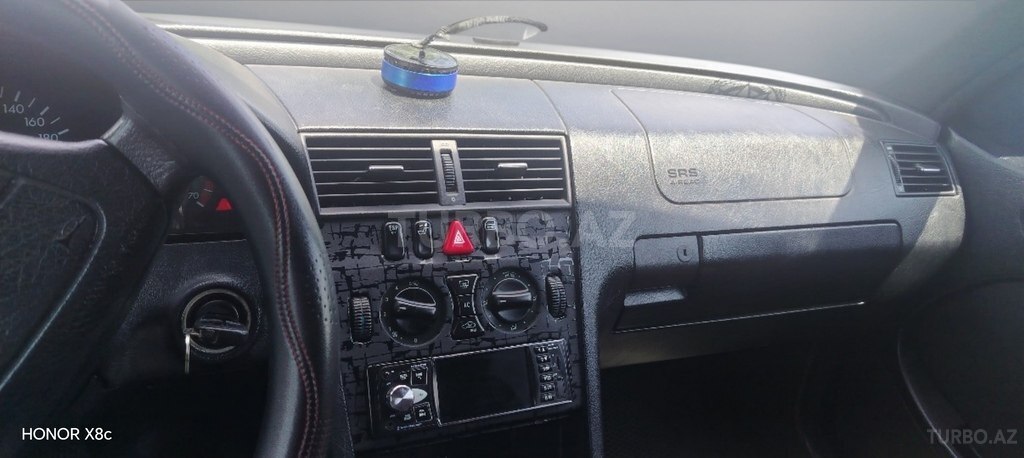 Mercedes C 180