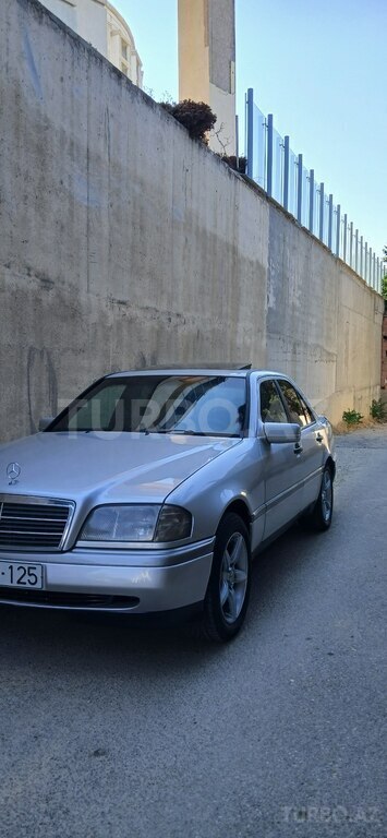 Mercedes C 220