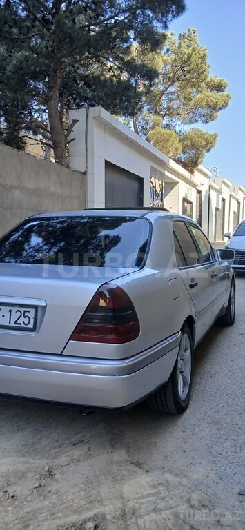 Mercedes C 220