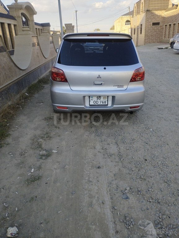 Mitsubishi Airtrek