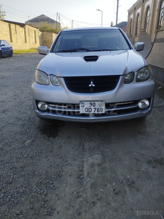 Mitsubishi Airtrek