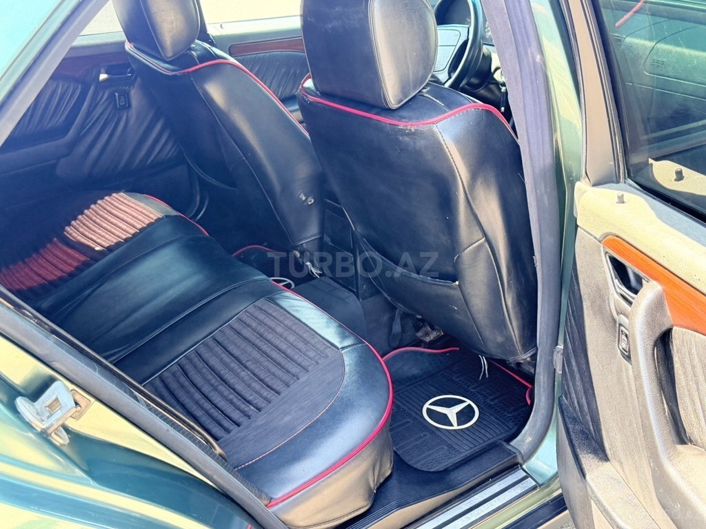 Mercedes C 220