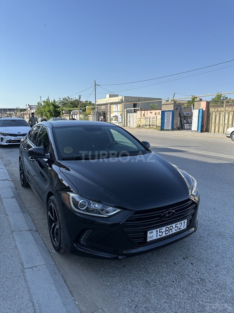 Hyundai Elantra