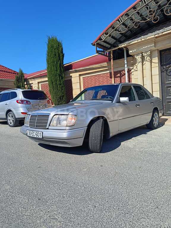 Mercedes 300 D