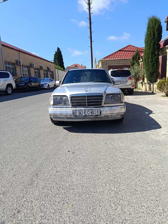 Mercedes 300 D