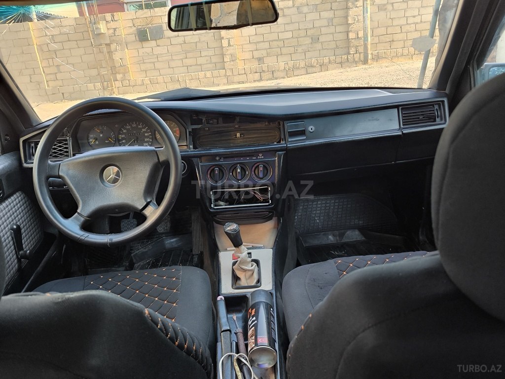 Mercedes 190