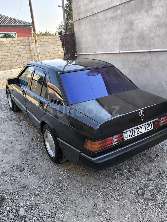 Mercedes 190