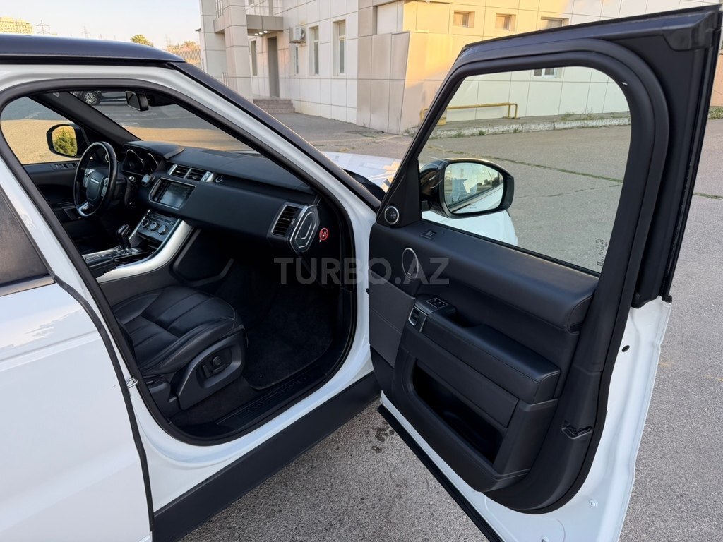 Land Rover RR Sport