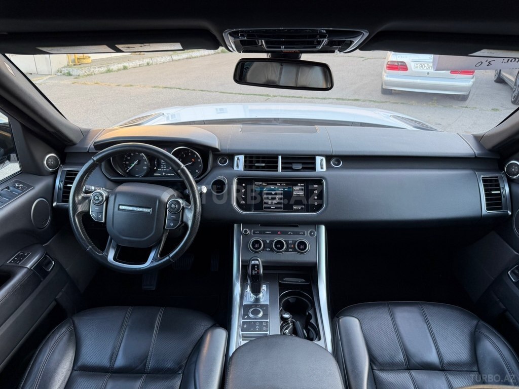 Land Rover RR Sport