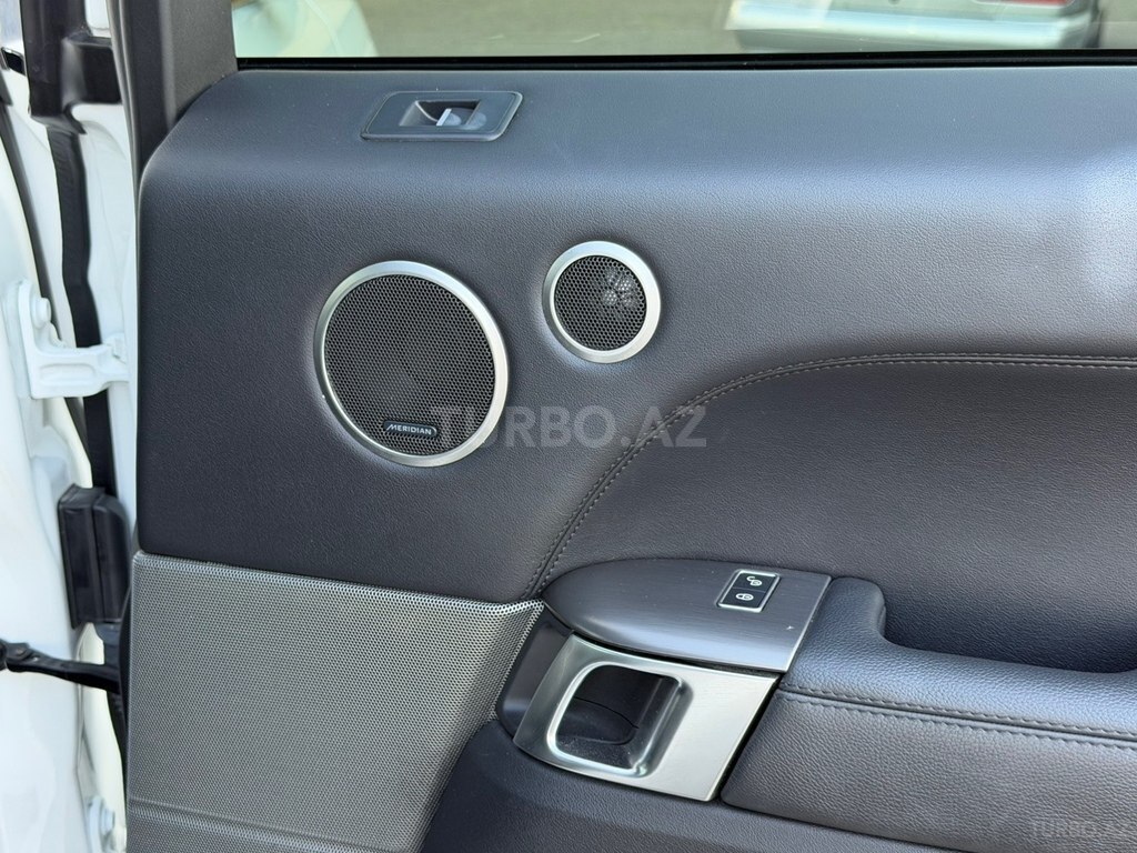 Land Rover RR Sport