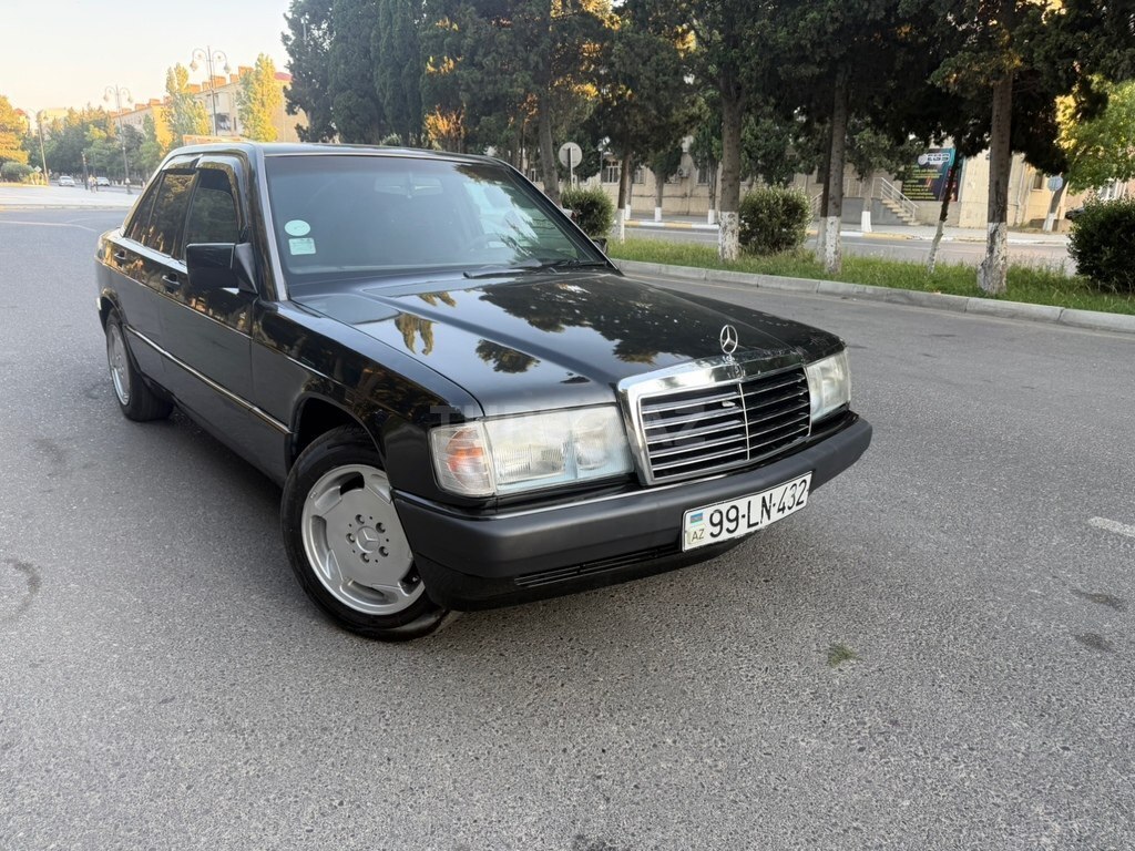 Mercedes 190