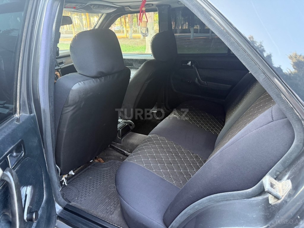 Mercedes 190