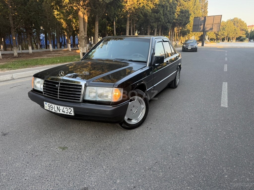 Mercedes 190